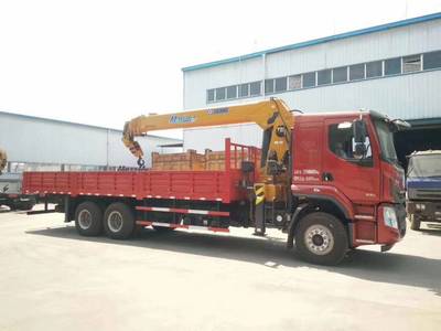 柳汽12噸隨車吊 性能、價(jià)格與后雙橋平板車優(yōu)勢(shì)解析